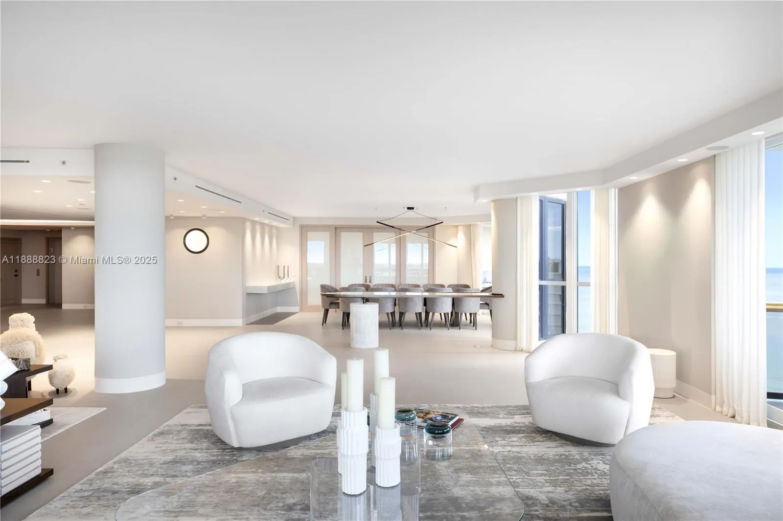 9999 Collins Ave, #19K
