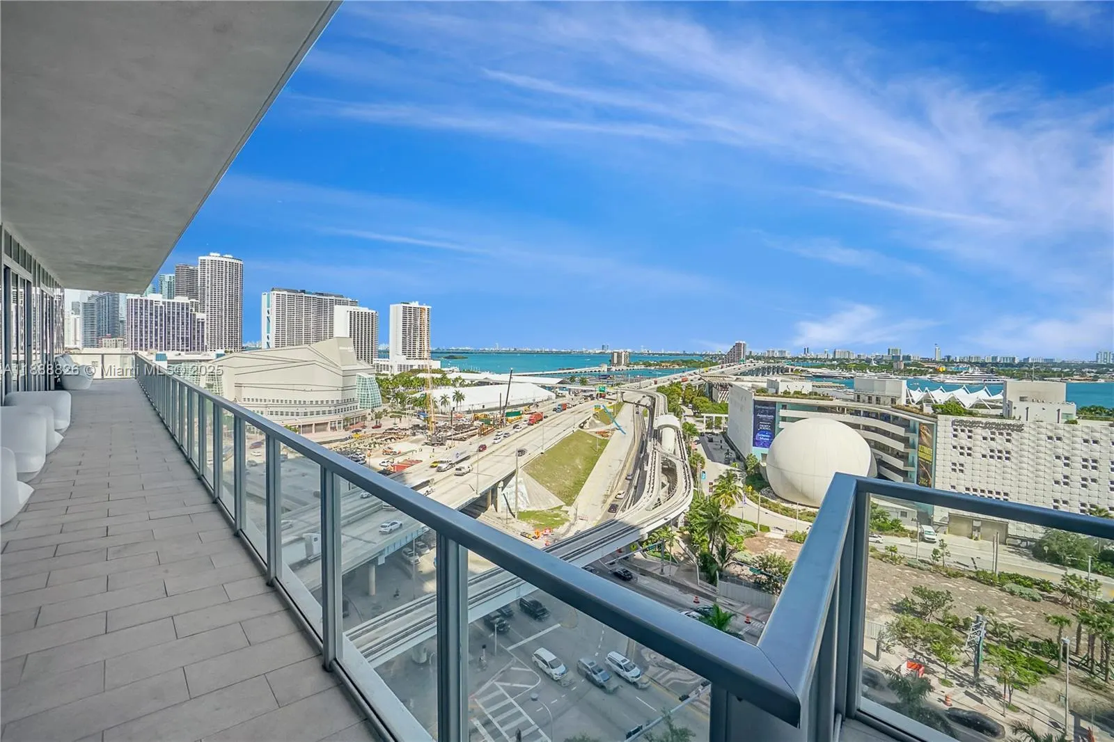 1100 Biscayne Blvd, #PH6302