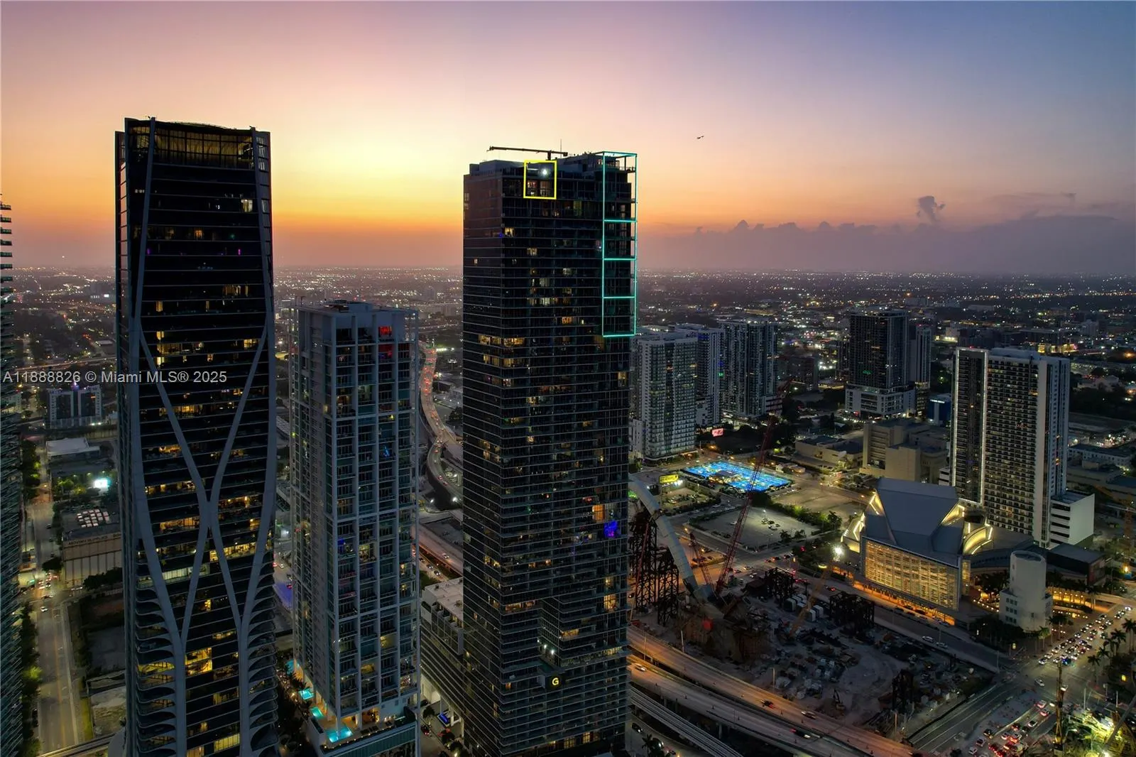 1100 Biscayne Blvd, #PH6302