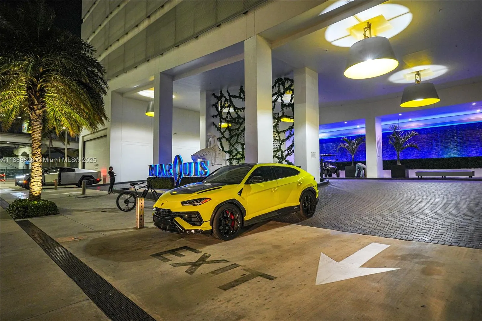 1100 Biscayne Blvd, #PH6302