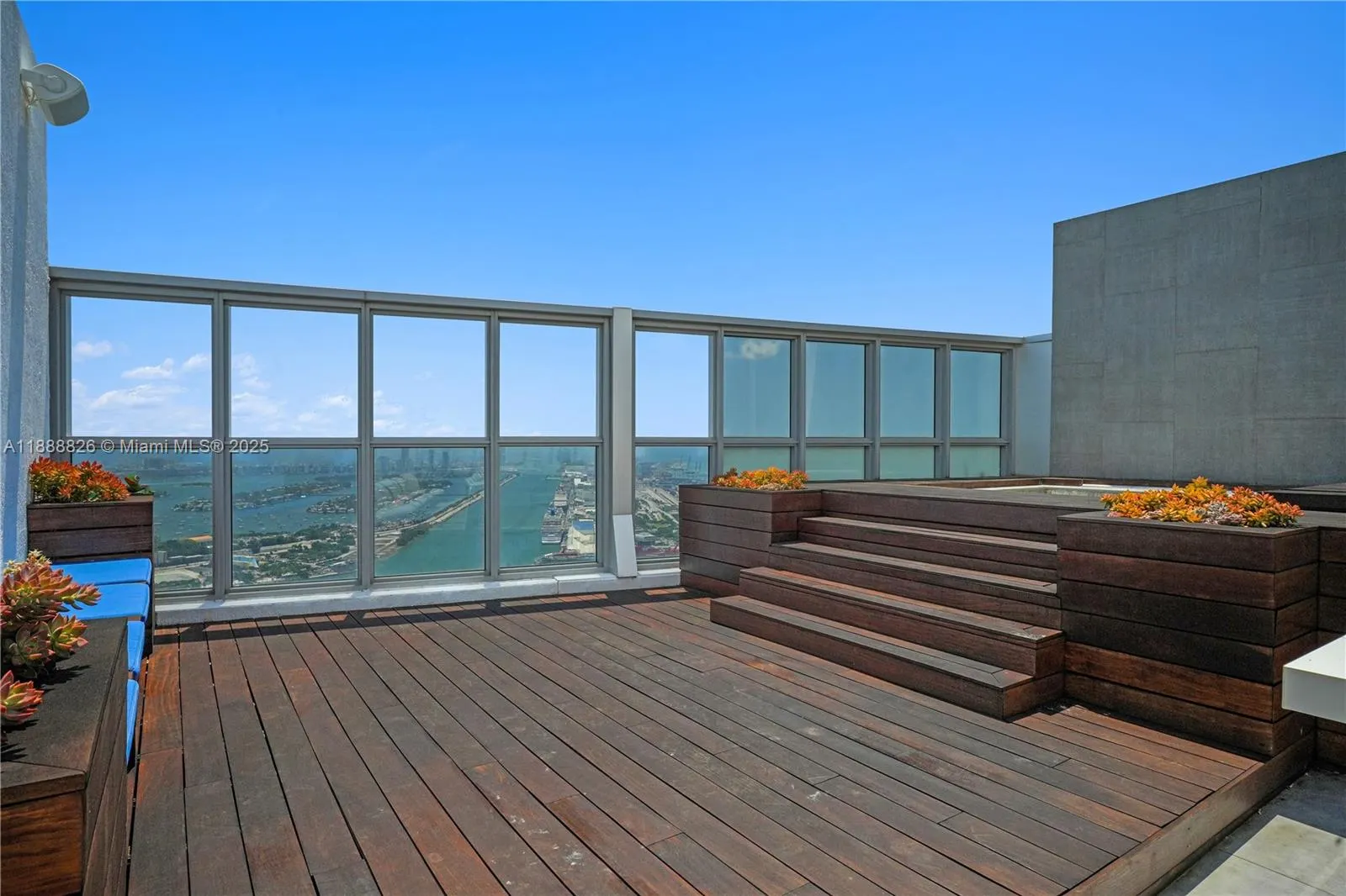 1100 Biscayne Blvd, #PH6302