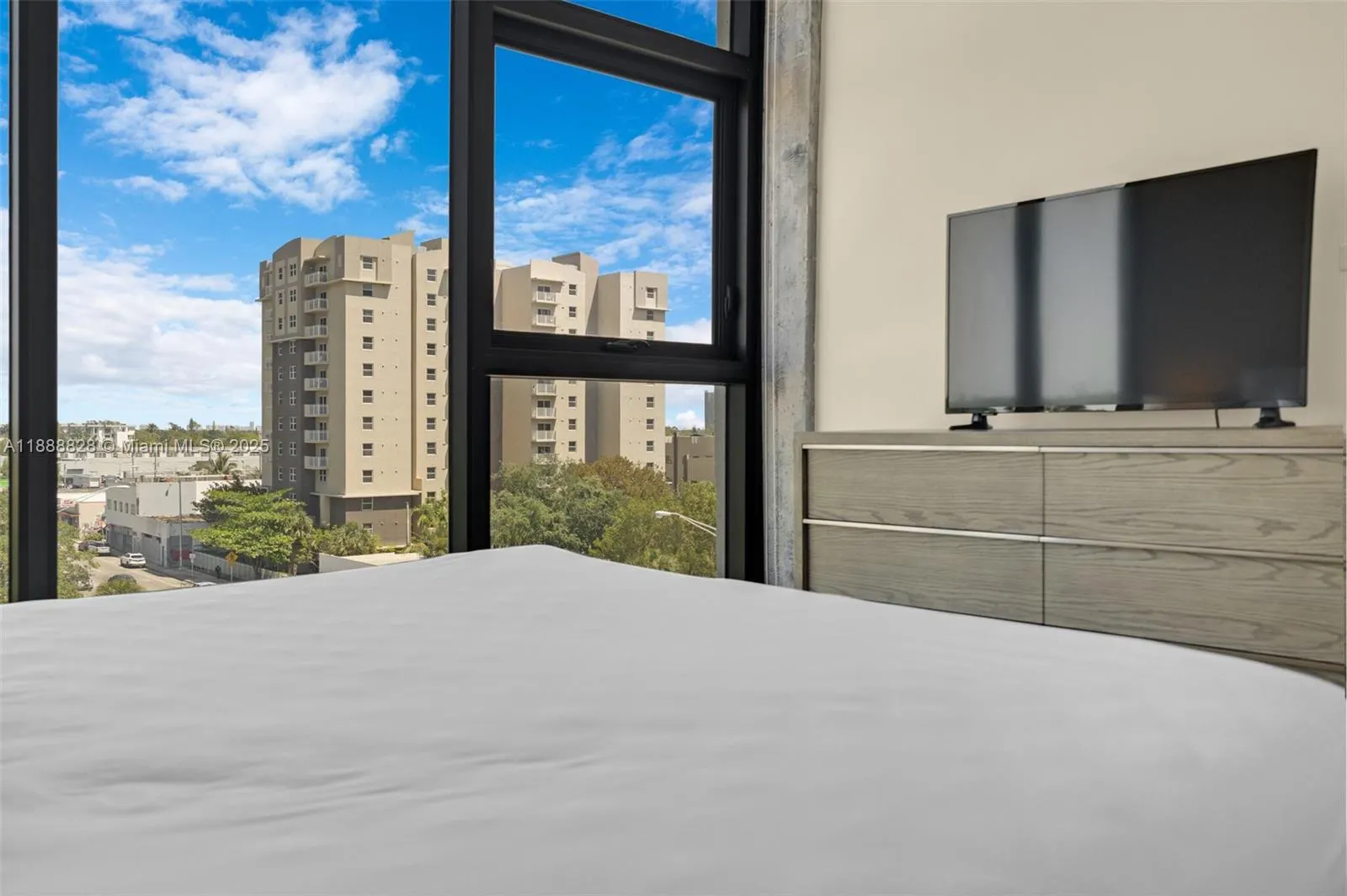 7920 NE 2nd Ave, #308