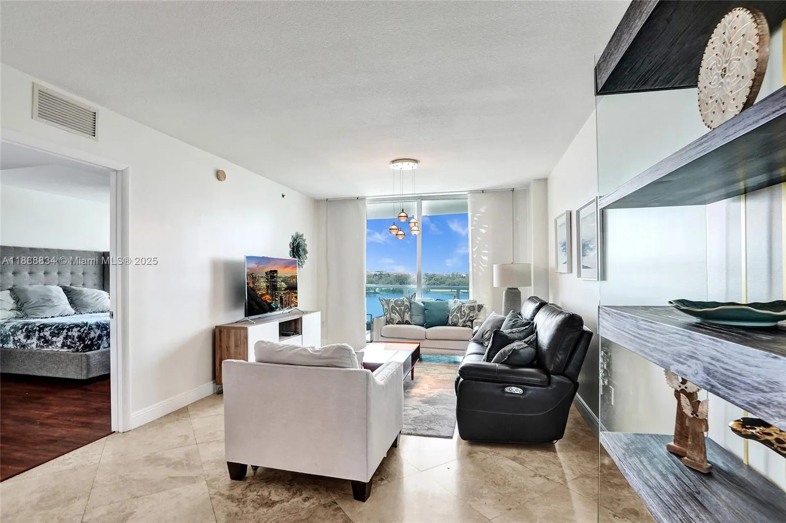 2681 N Flamingo Rd, #605S