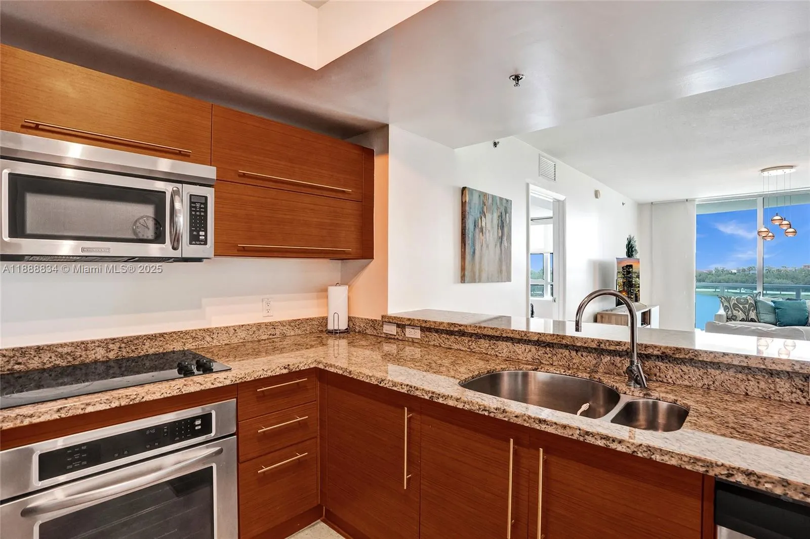 2681 N Flamingo Rd, #605S