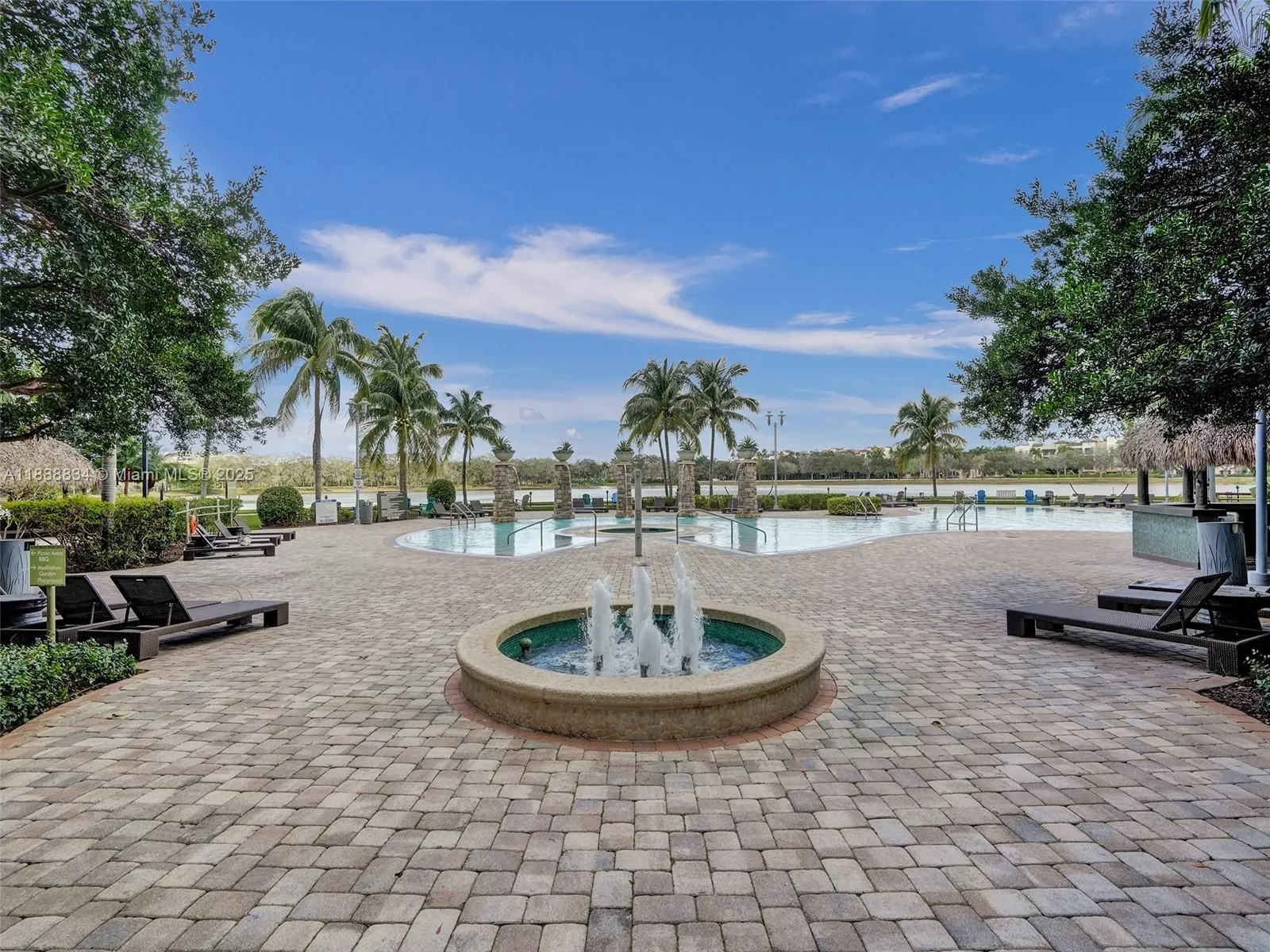 2681 N Flamingo Rd, #605S