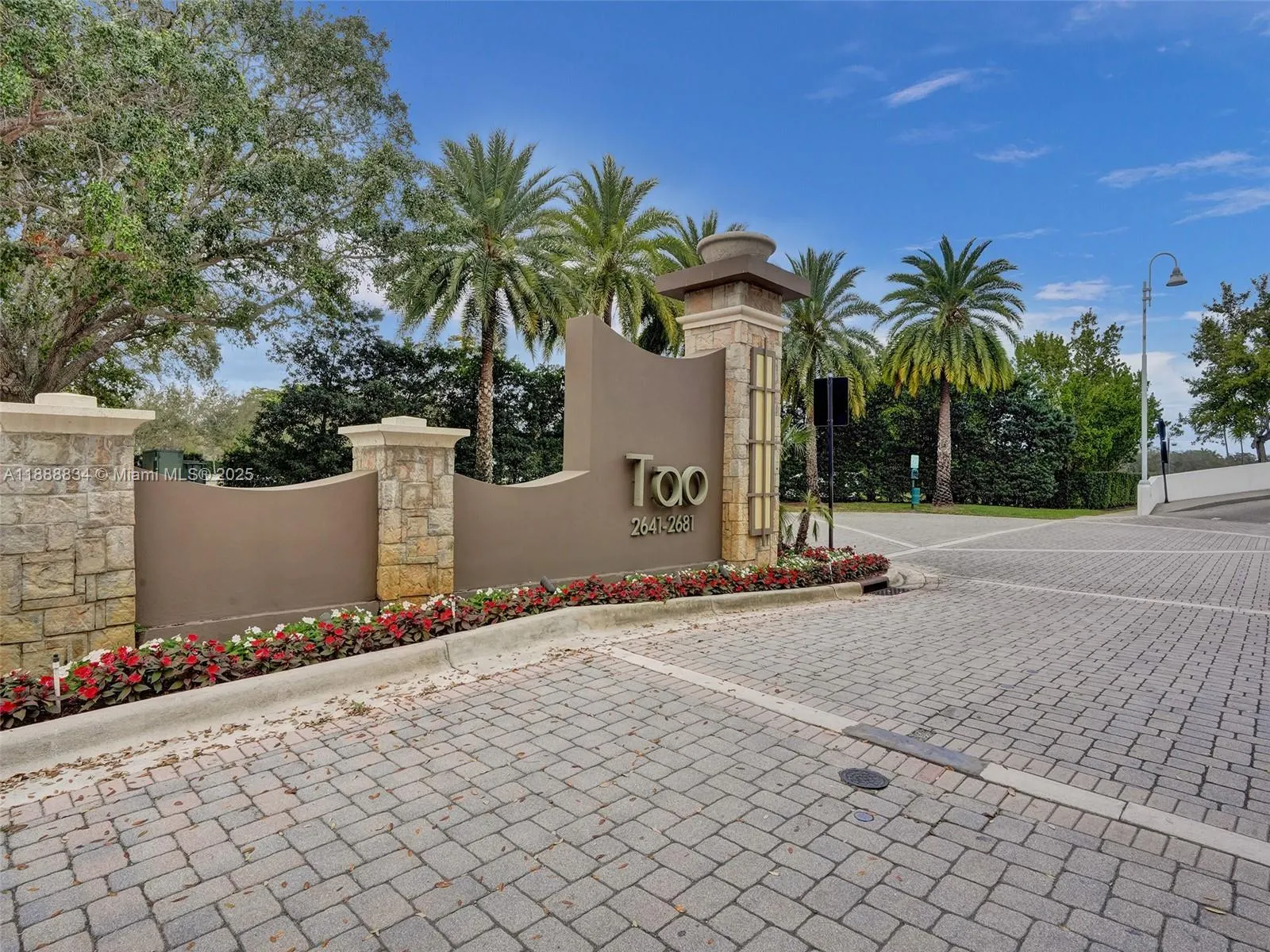 2681 N Flamingo Rd, #605S