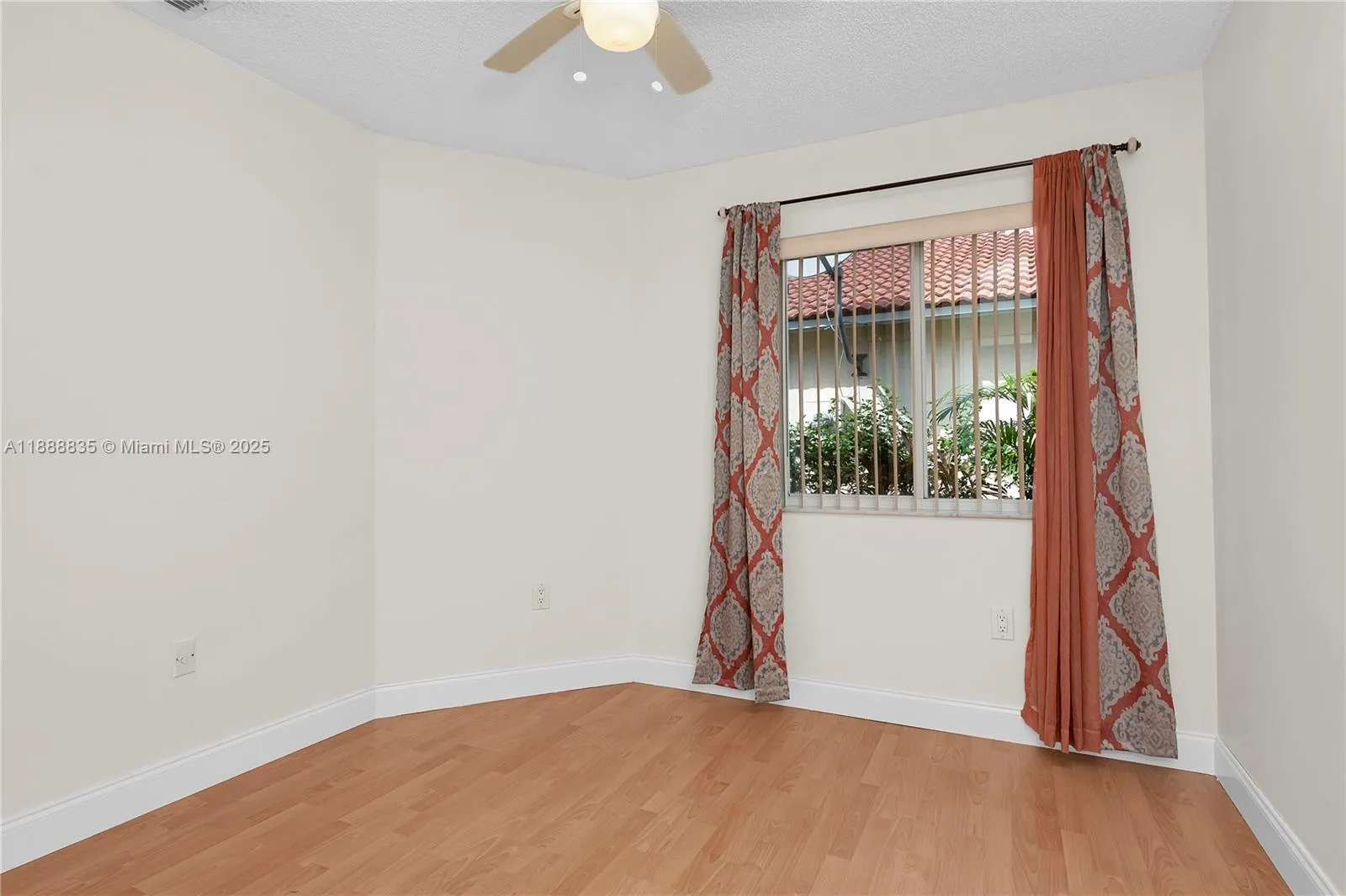 113 Danielle Ct