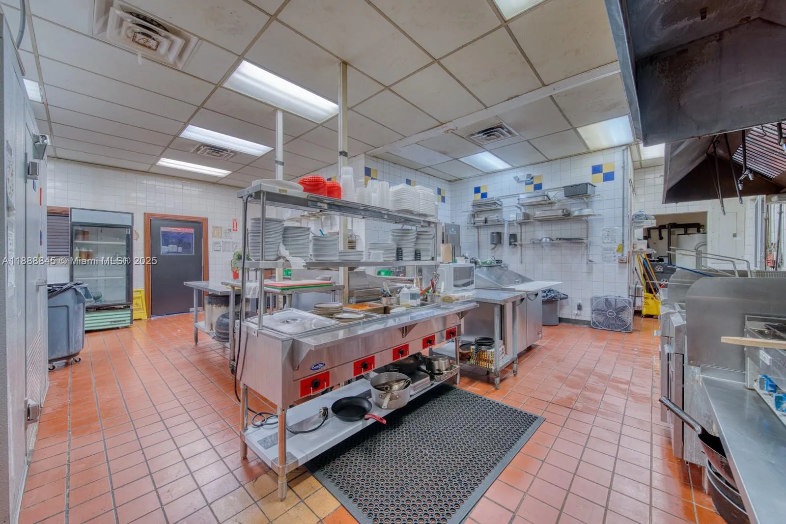Restaurant and Bar For Sale in Coral Springs