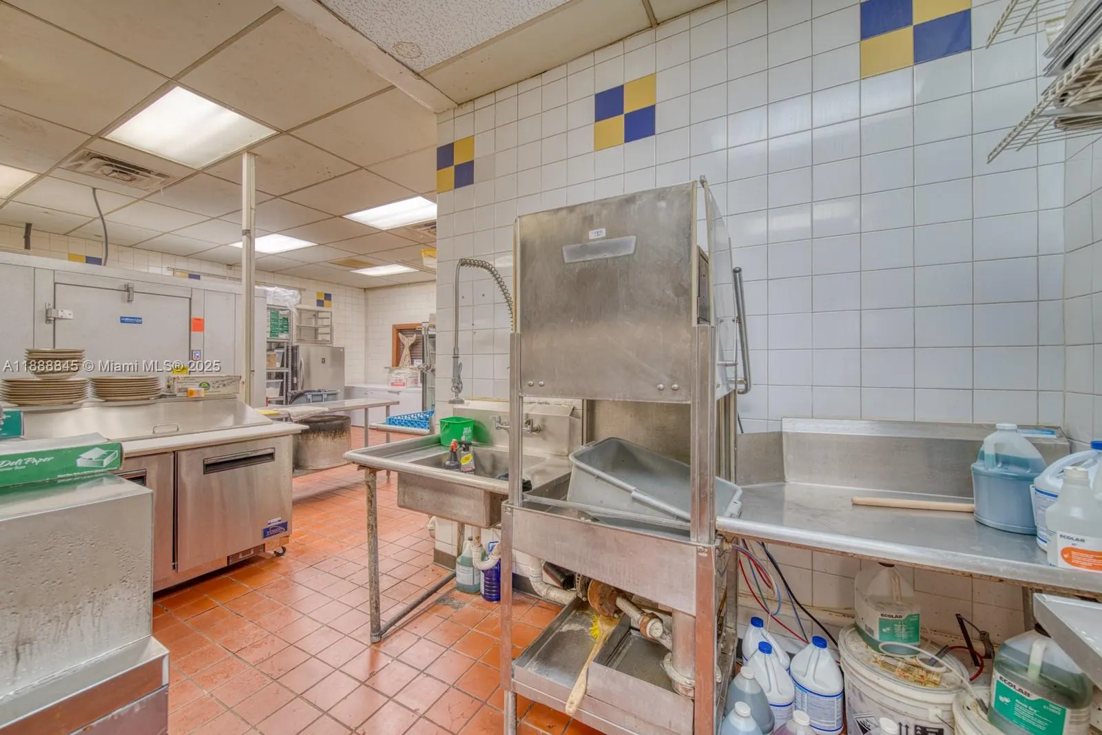 Restaurant and Bar For Sale in Coral Springs