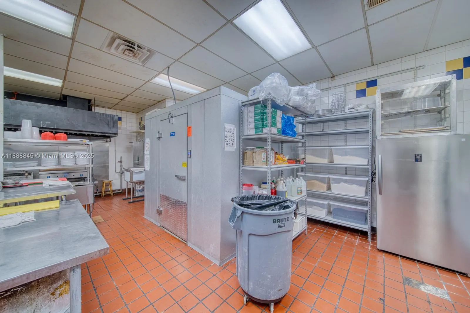 Restaurant and Bar For Sale in Coral Springs