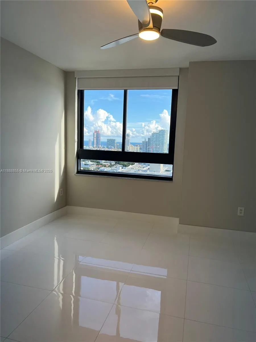 1330 West Ave, #2610