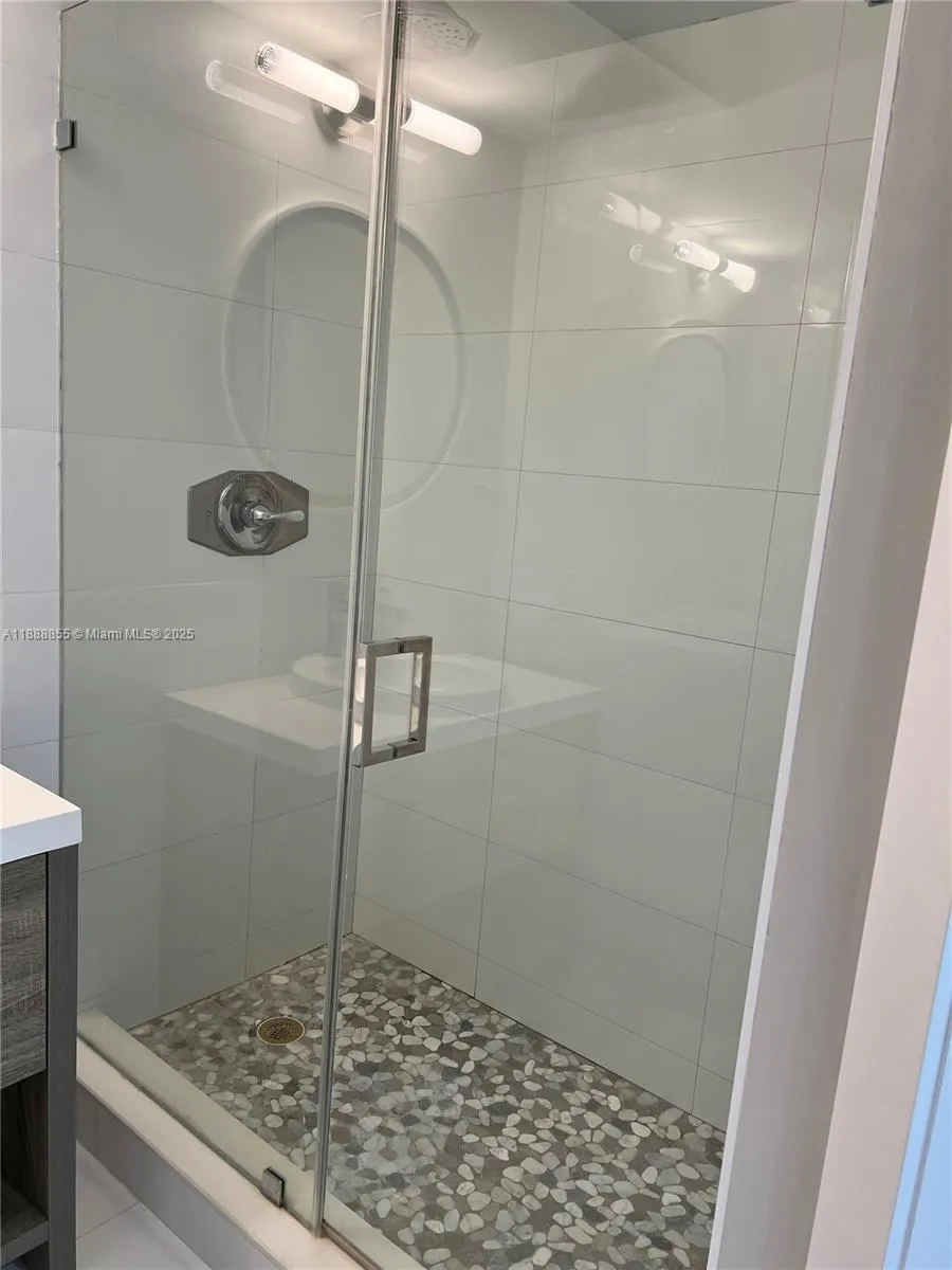 1330 West Ave, #2610
