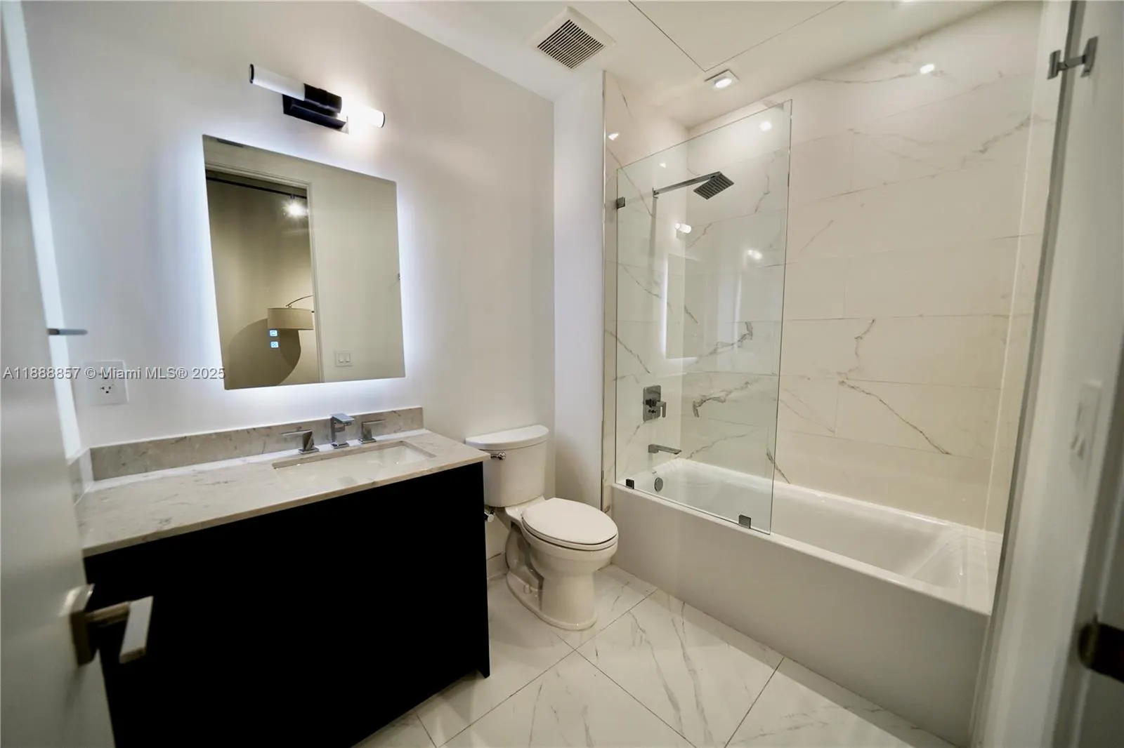 7920 NE 2nd Ave, #305