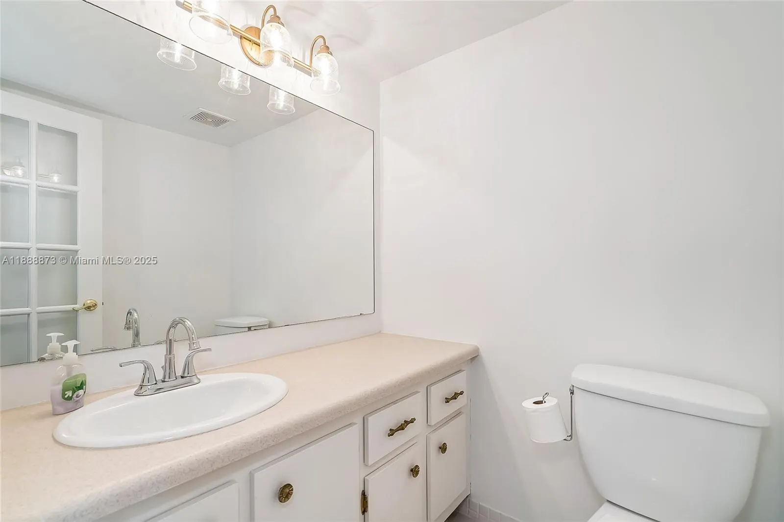 4851 NW 21st St, #512