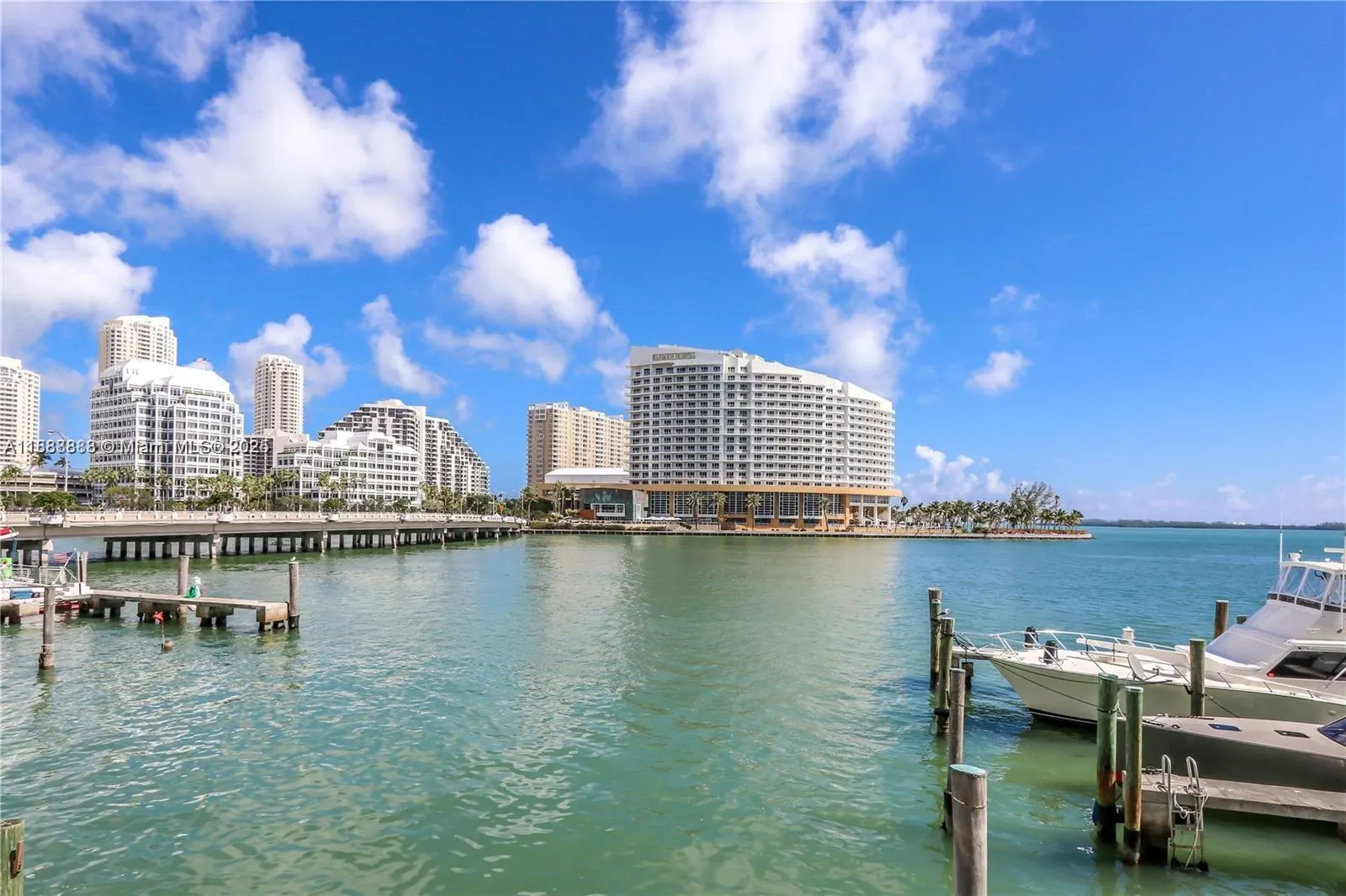 999 Brickell Bay Dr, #504