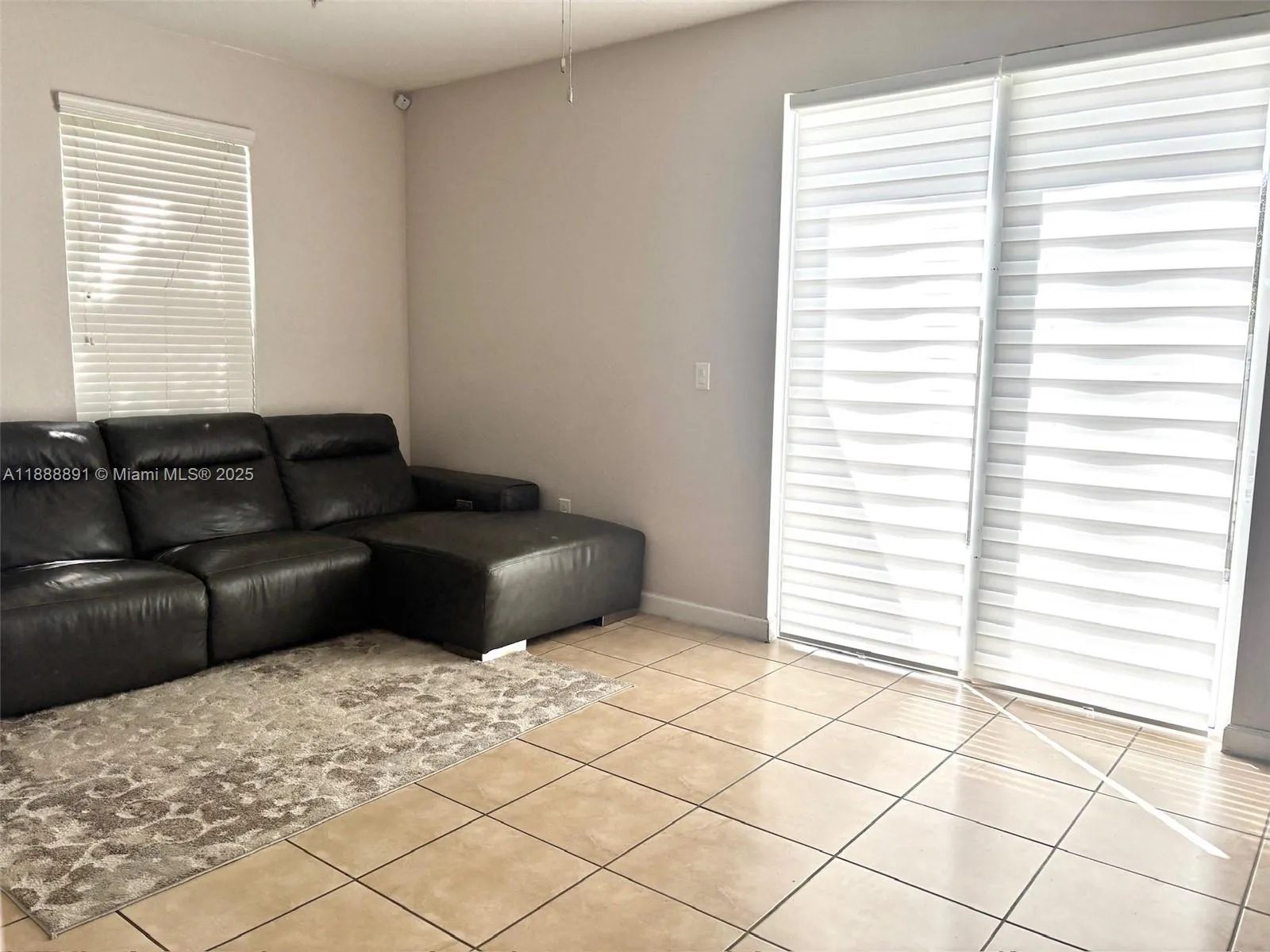 133 SE 28th Ter, #9
