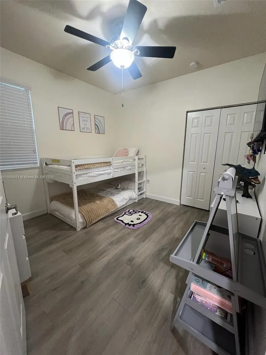 133 SE 28th Ter, #9