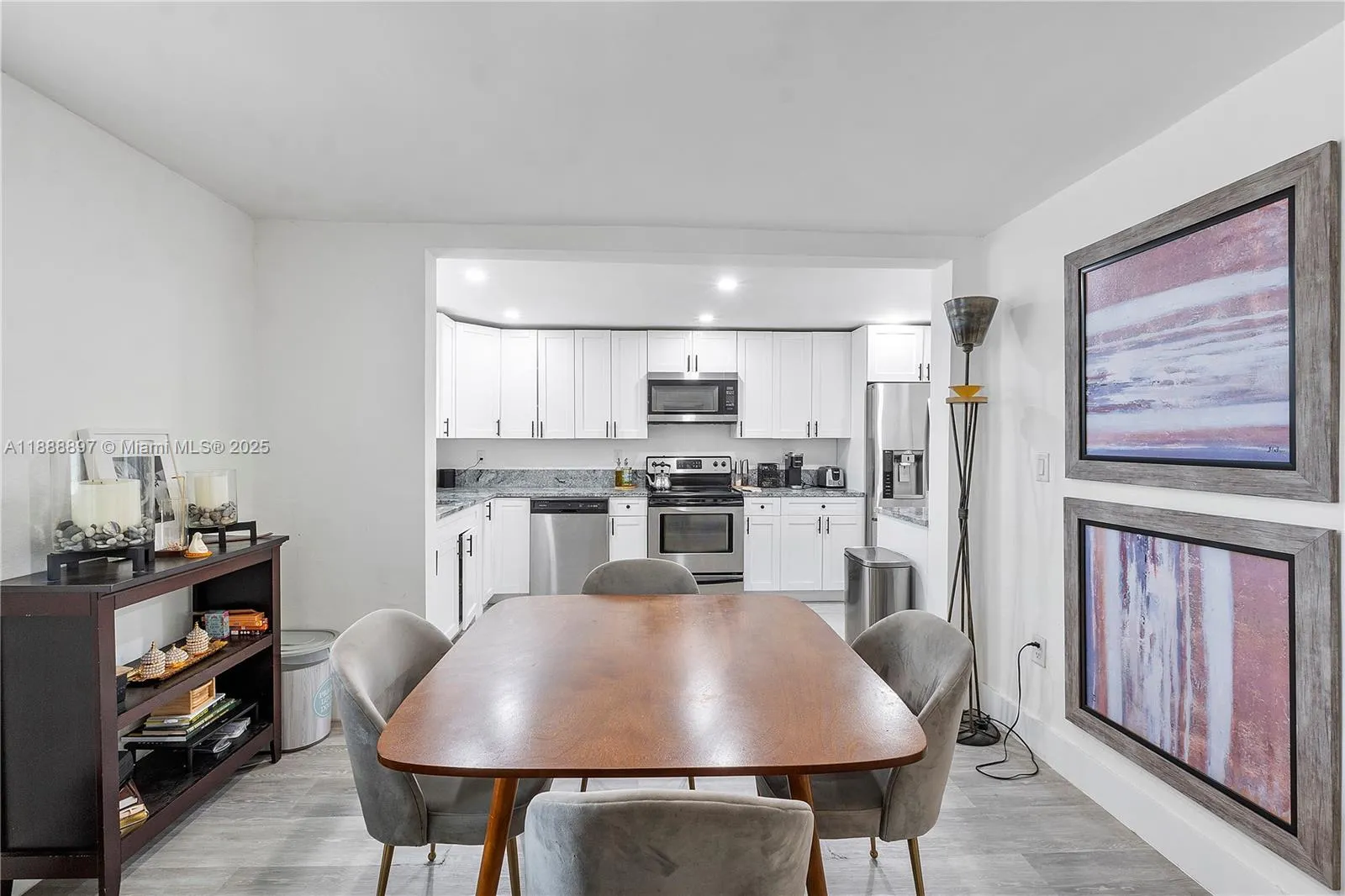 1101 NW 40th St