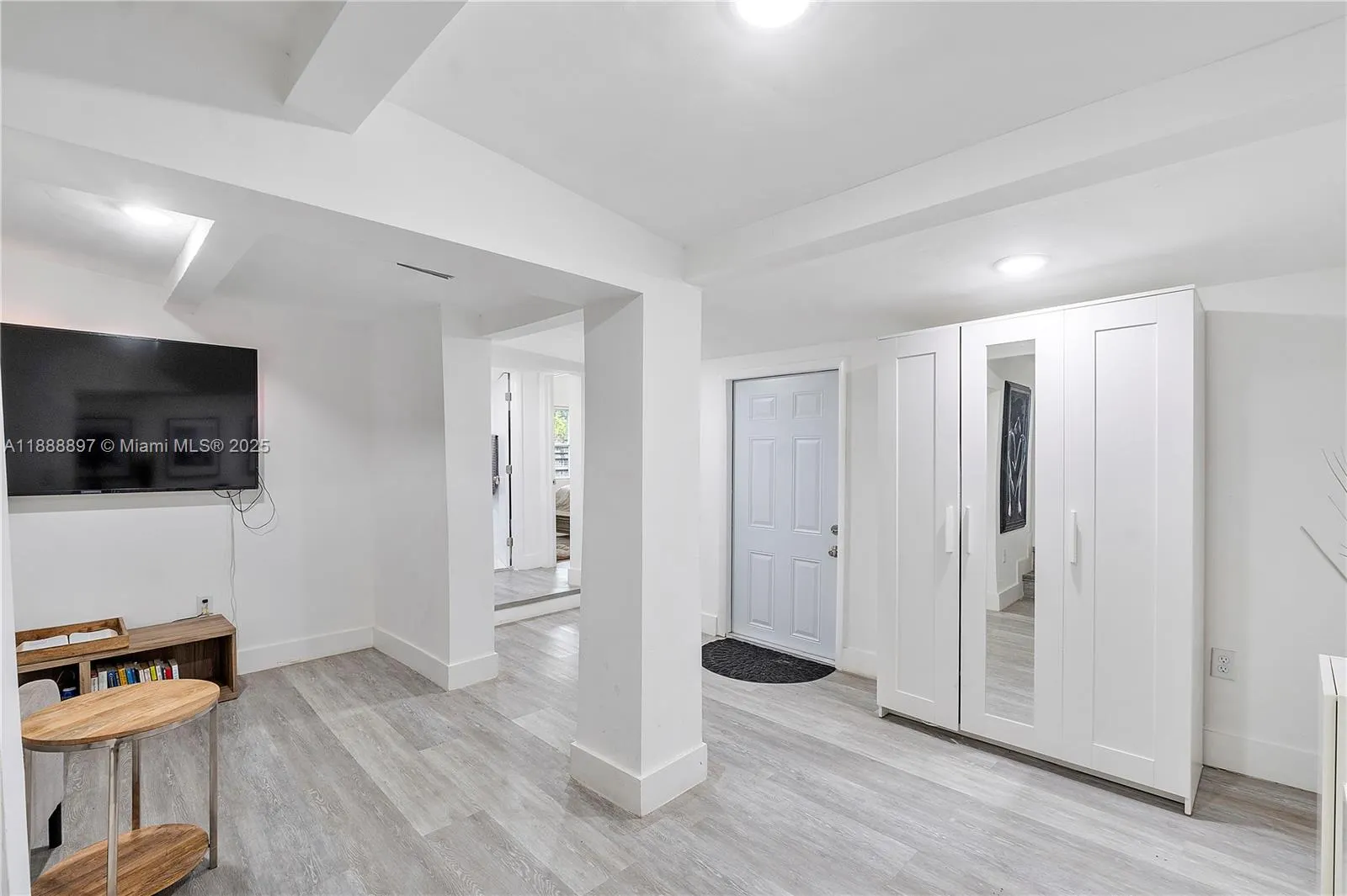 1101 NW 40th St