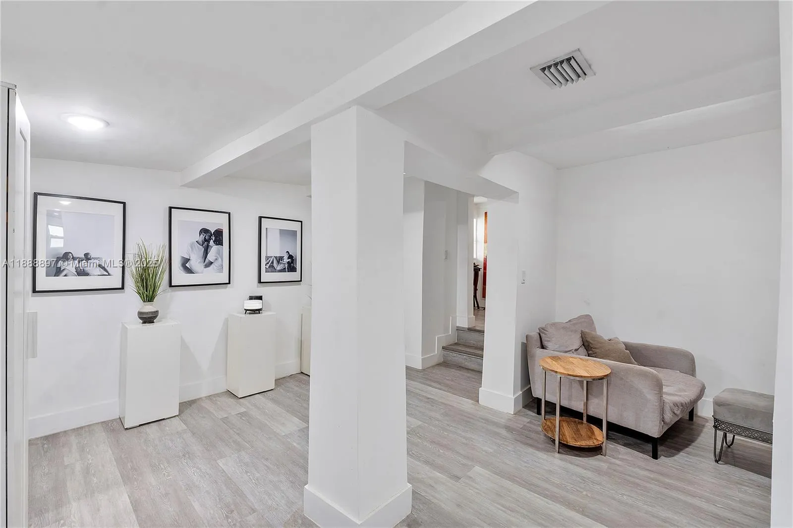 1101 NW 40th St