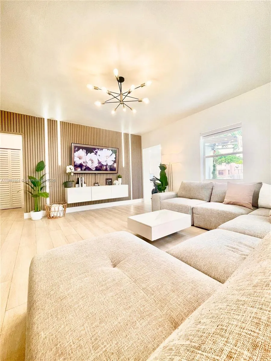 1451 NW 31st St