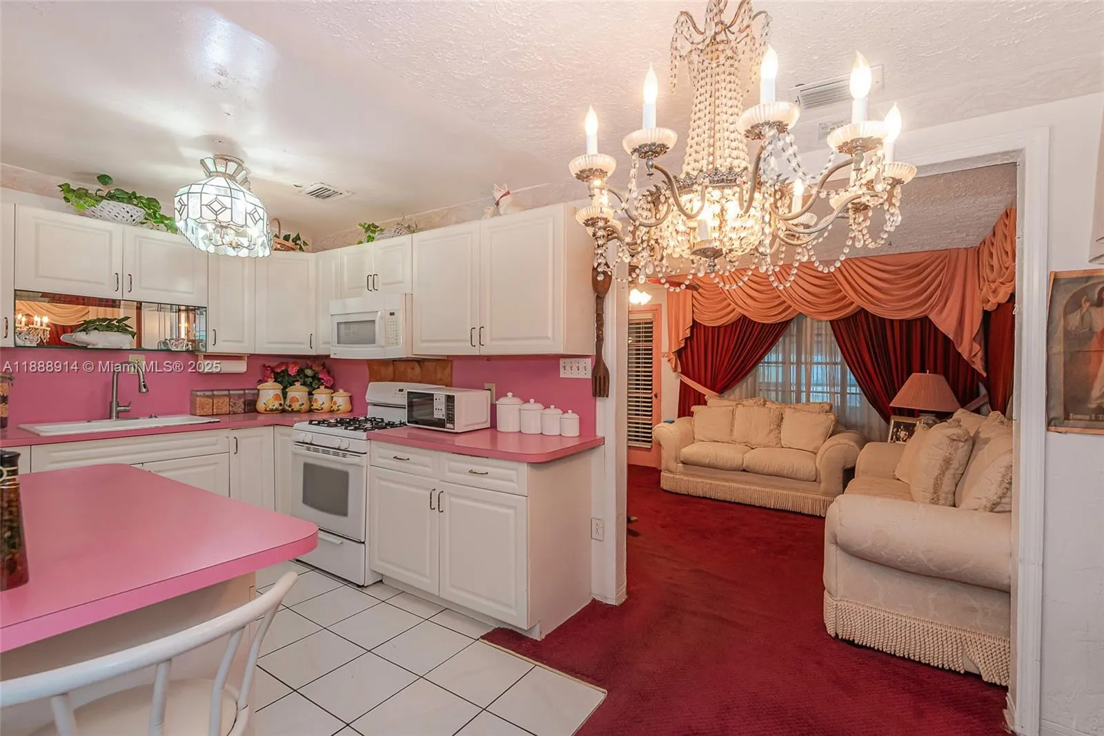 1083 NW 74th St
