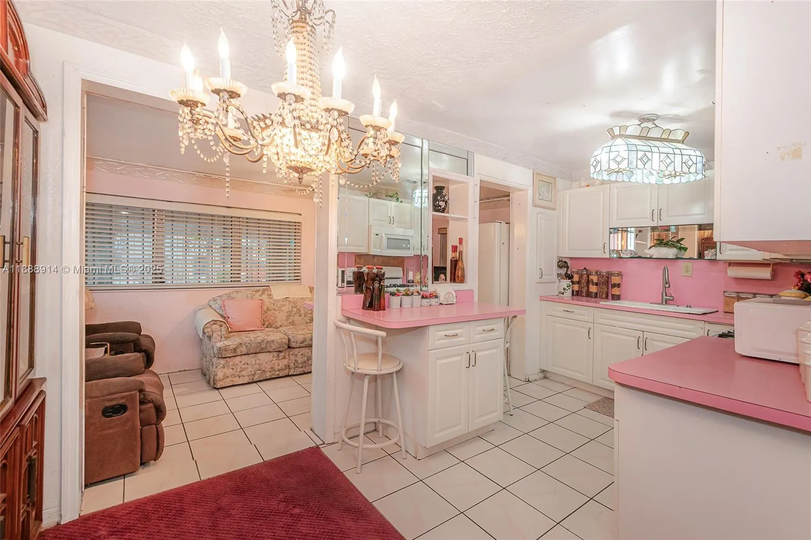1083 NW 74th St