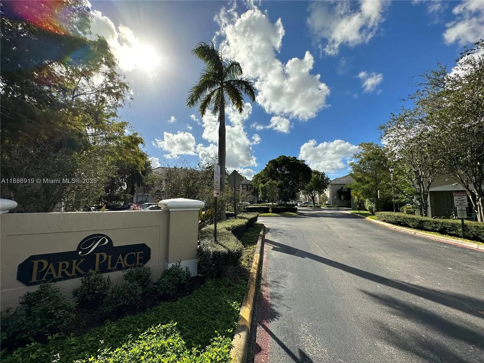 661 NW 42nd Ave