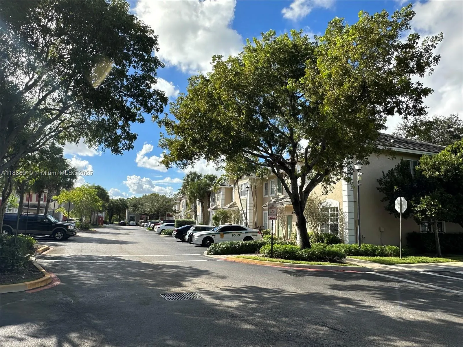 661 NW 42nd Ave