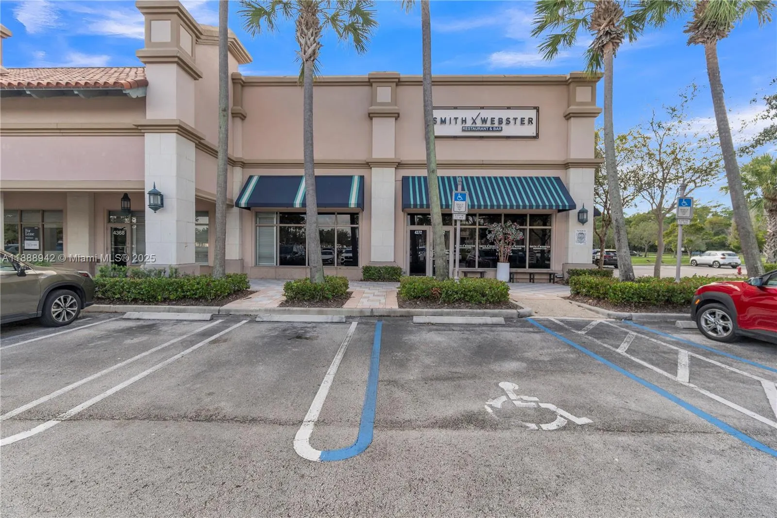 TURN-KEY RESTAURANT N STATE ROAD 7