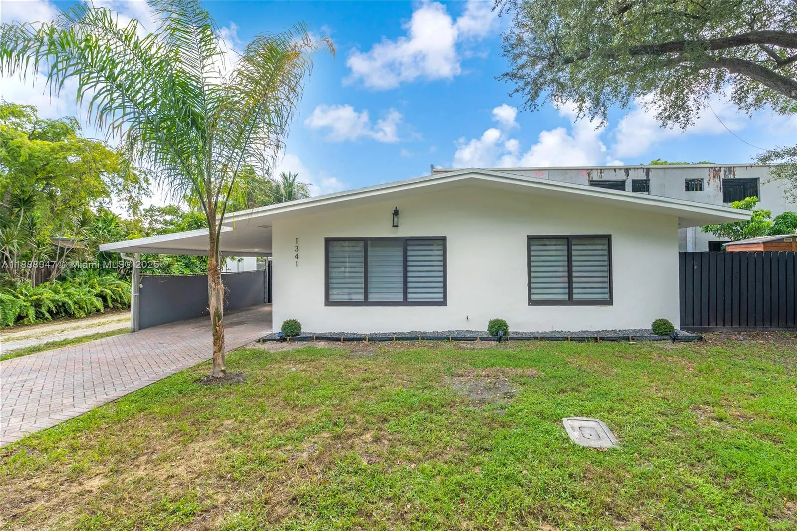 1341 SE 10th Ave