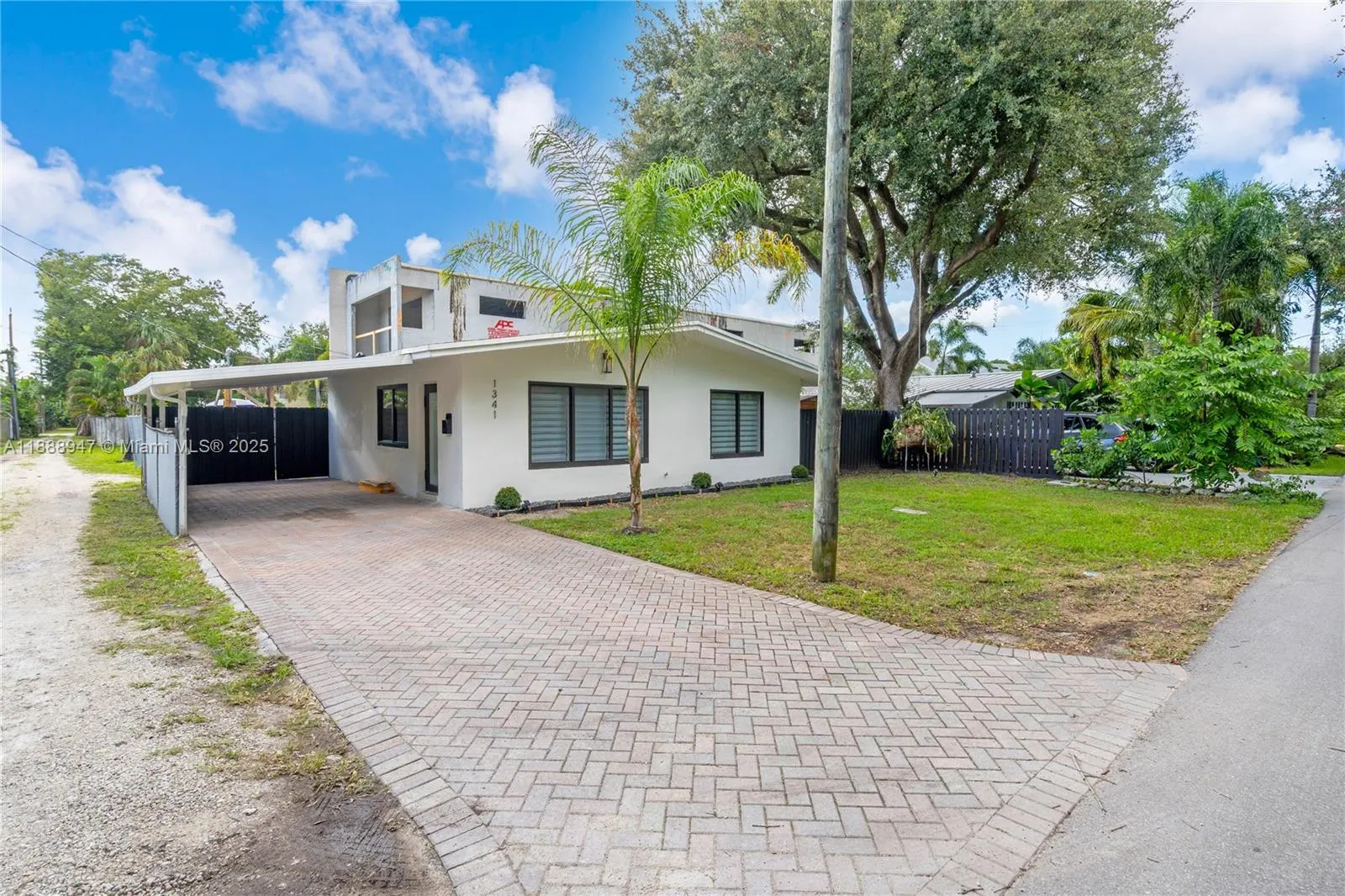 1341 SE 10th Ave