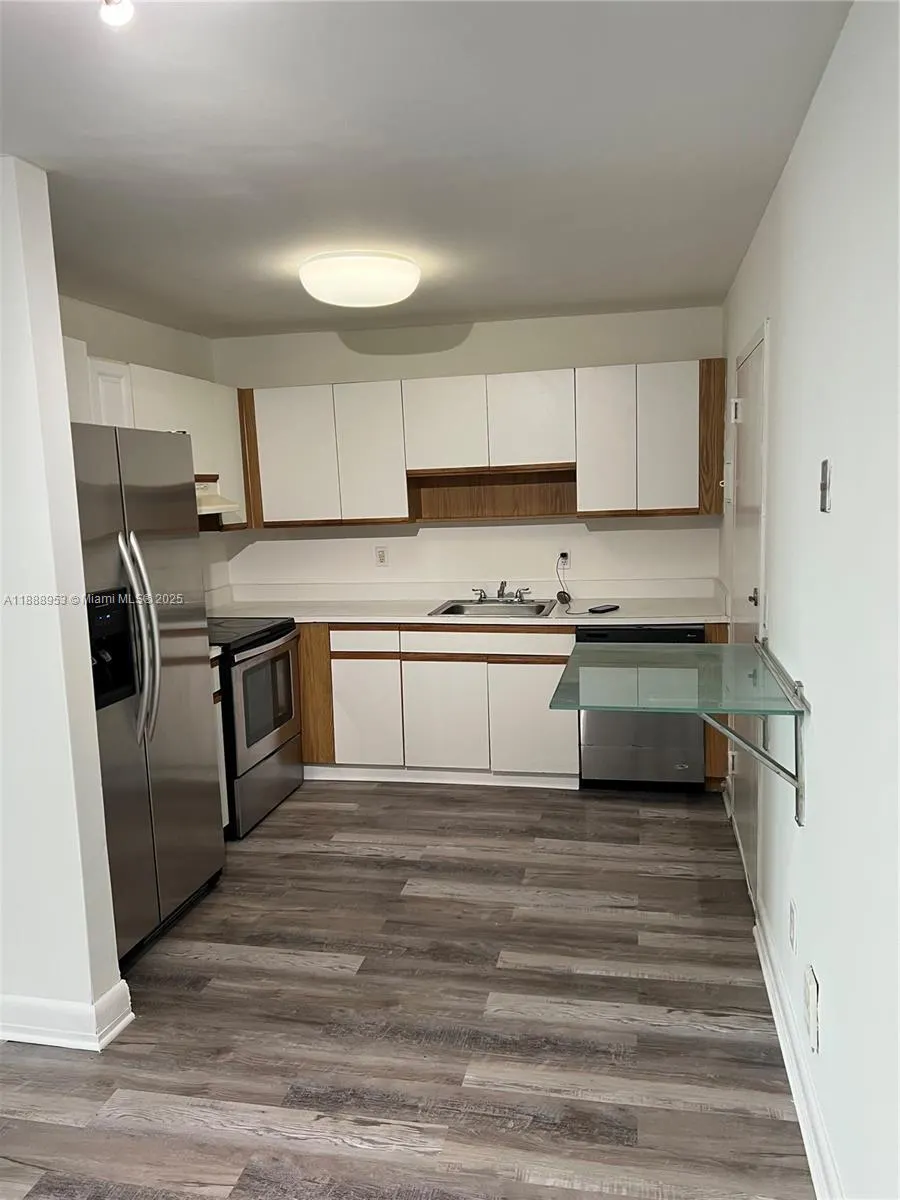 2020 NE 135th St, #711