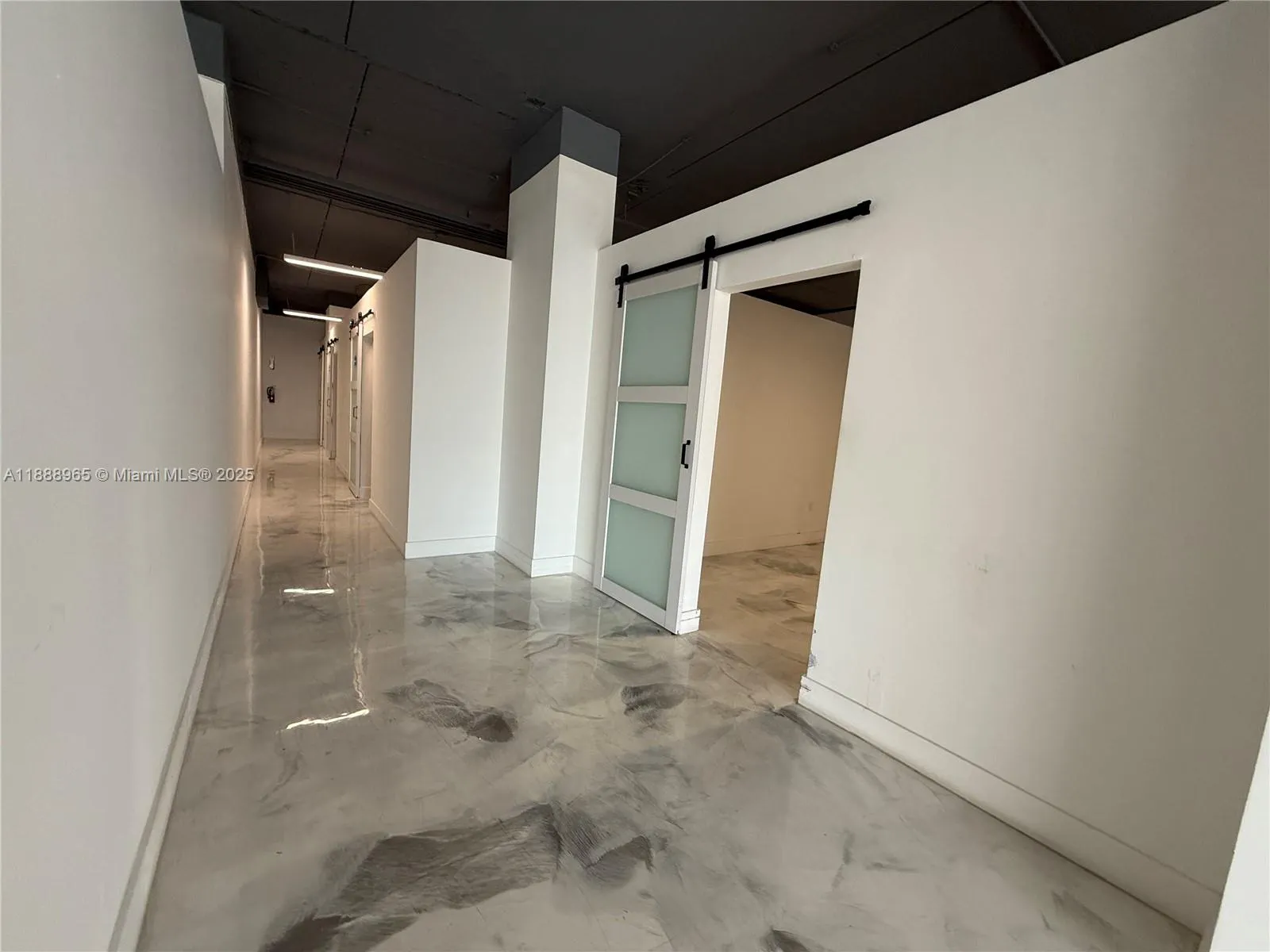 42 NW 27th Ave, #302