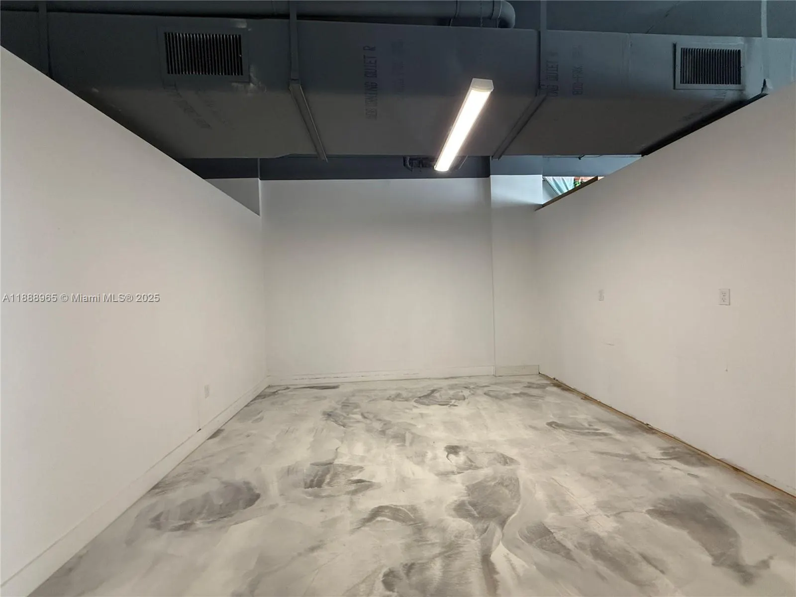 42 NW 27th Ave, #302