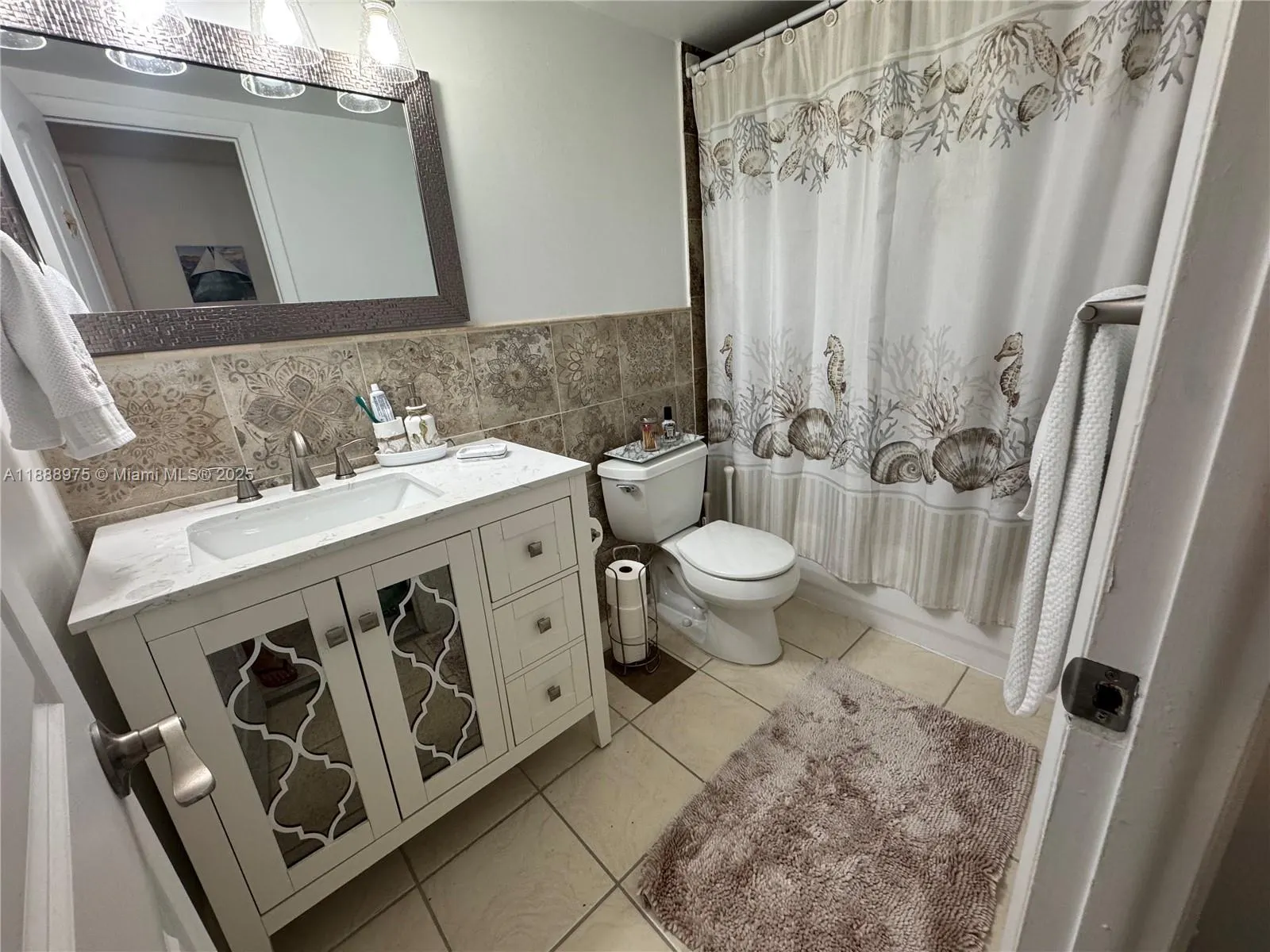 1455 N Treasure Dr, #3C