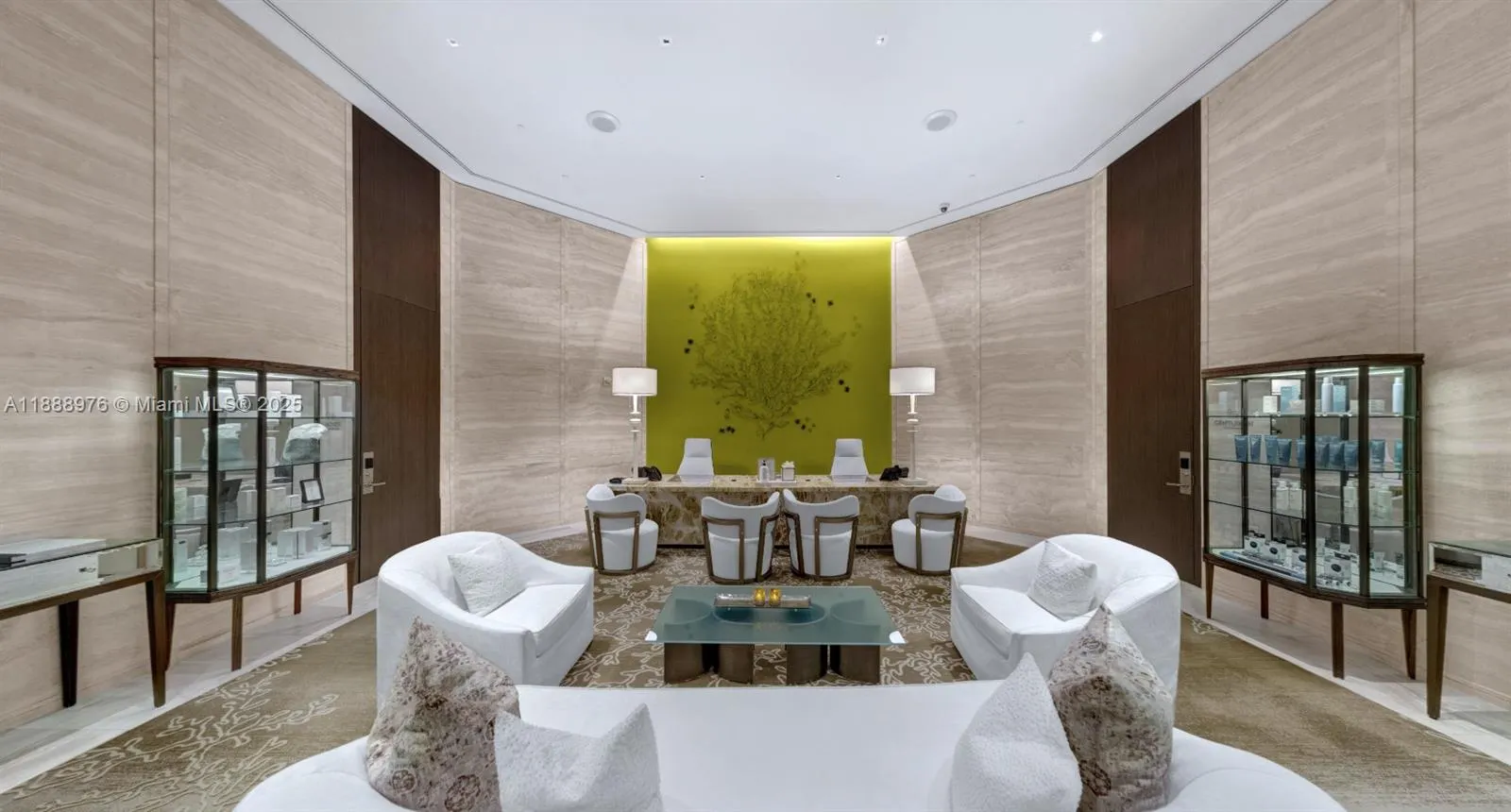 9703 Collins Ave, #600