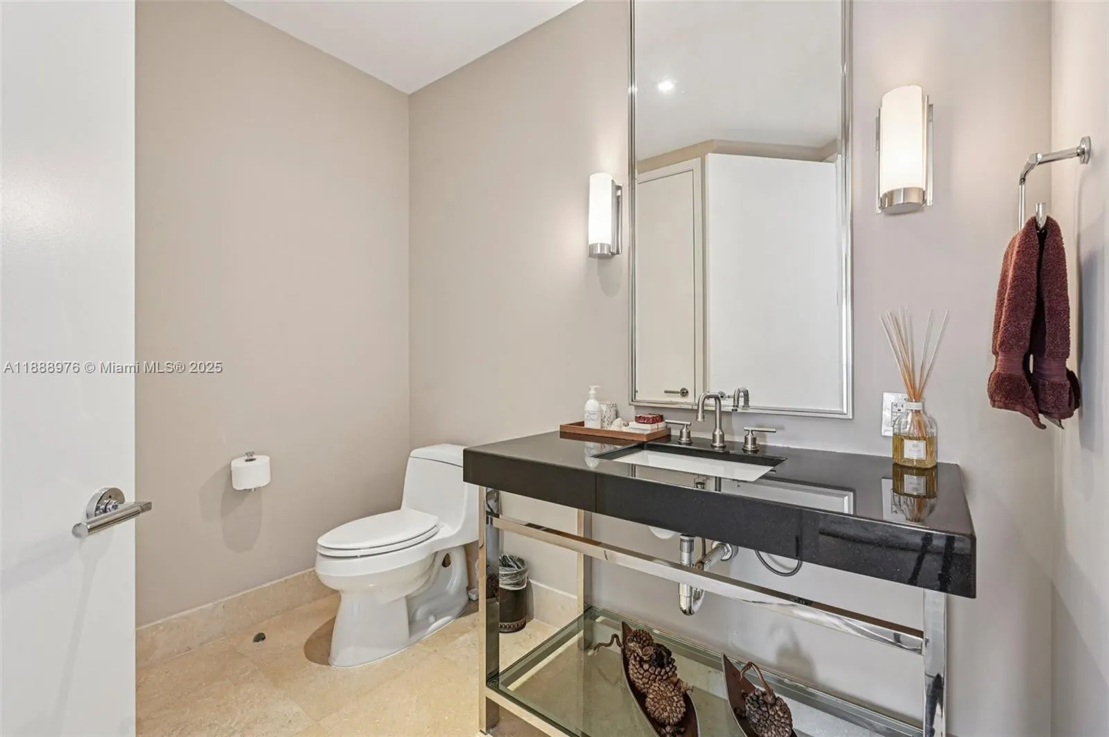 9703 Collins Ave, #600