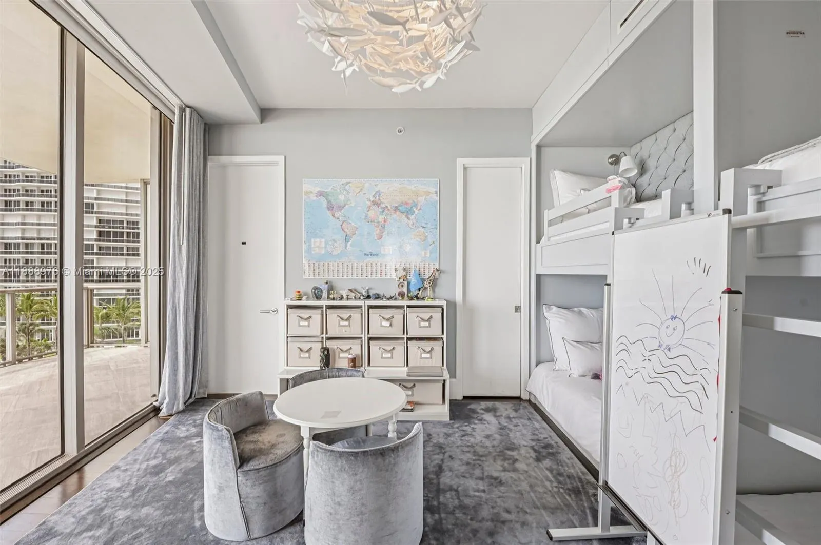 9703 Collins Ave, #600