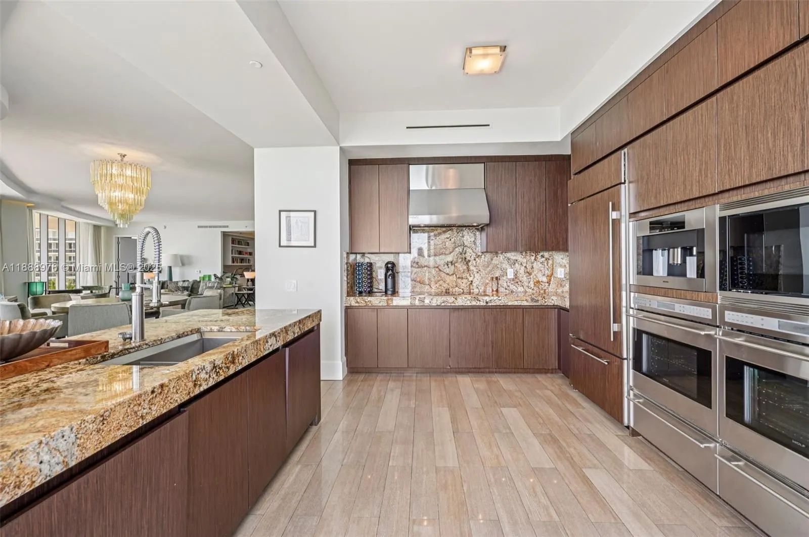9703 Collins Ave, #600