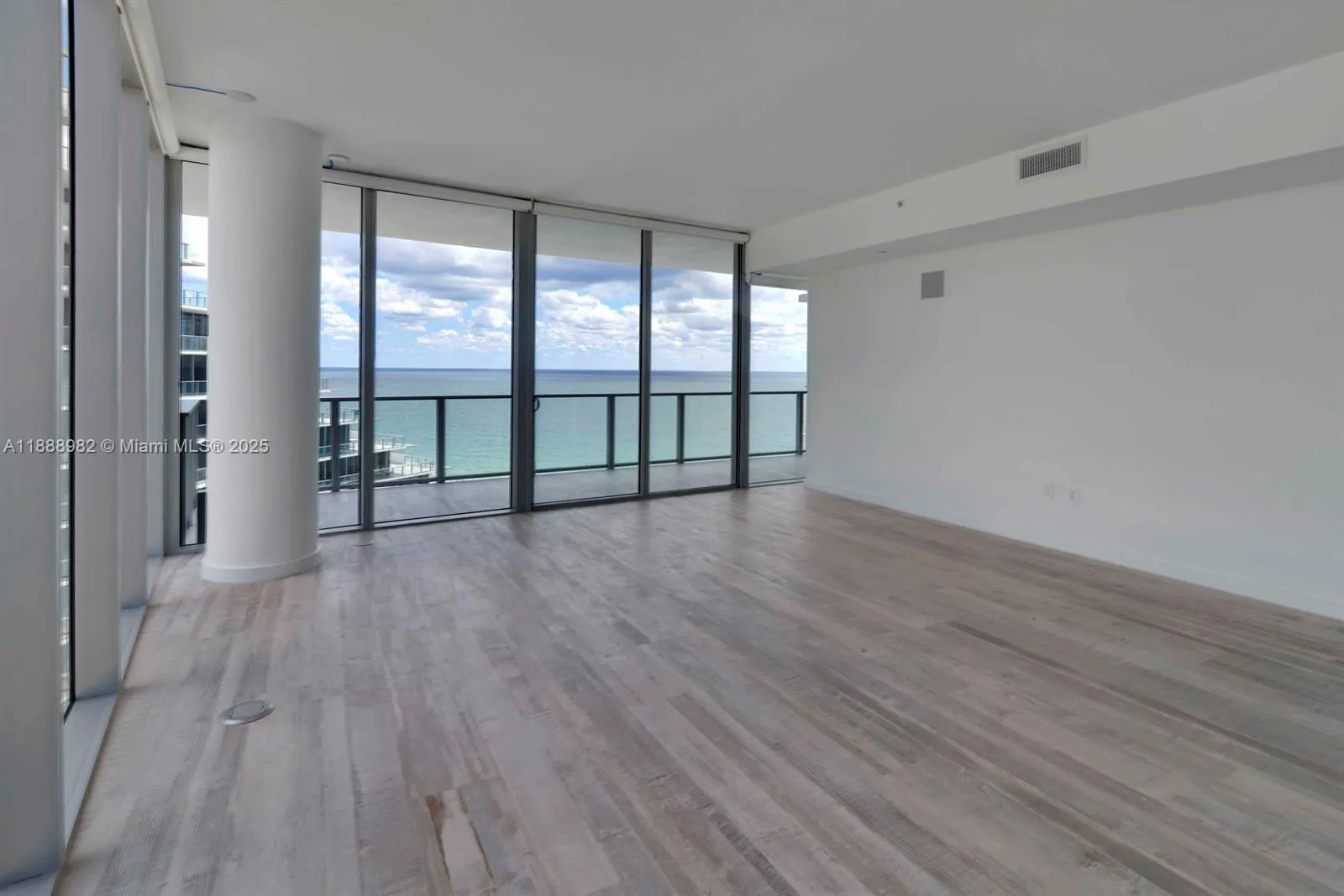 2200 N Ocean Blvd, #S906