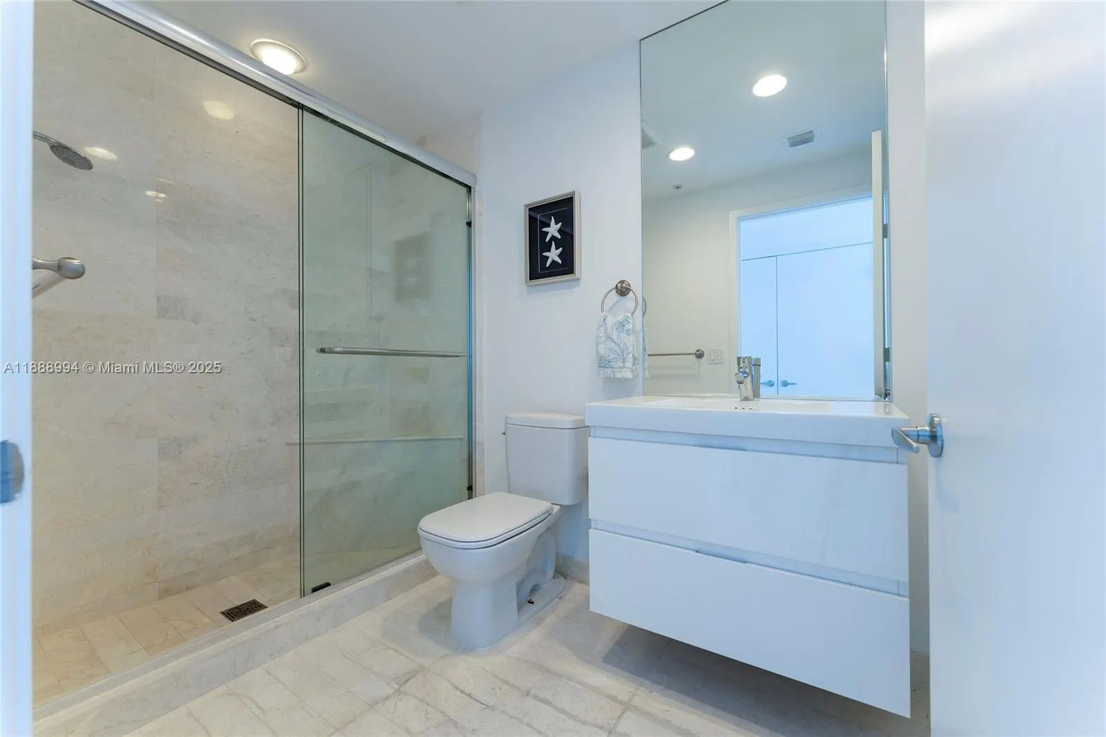 17111 Biscayne Blvd, #2109