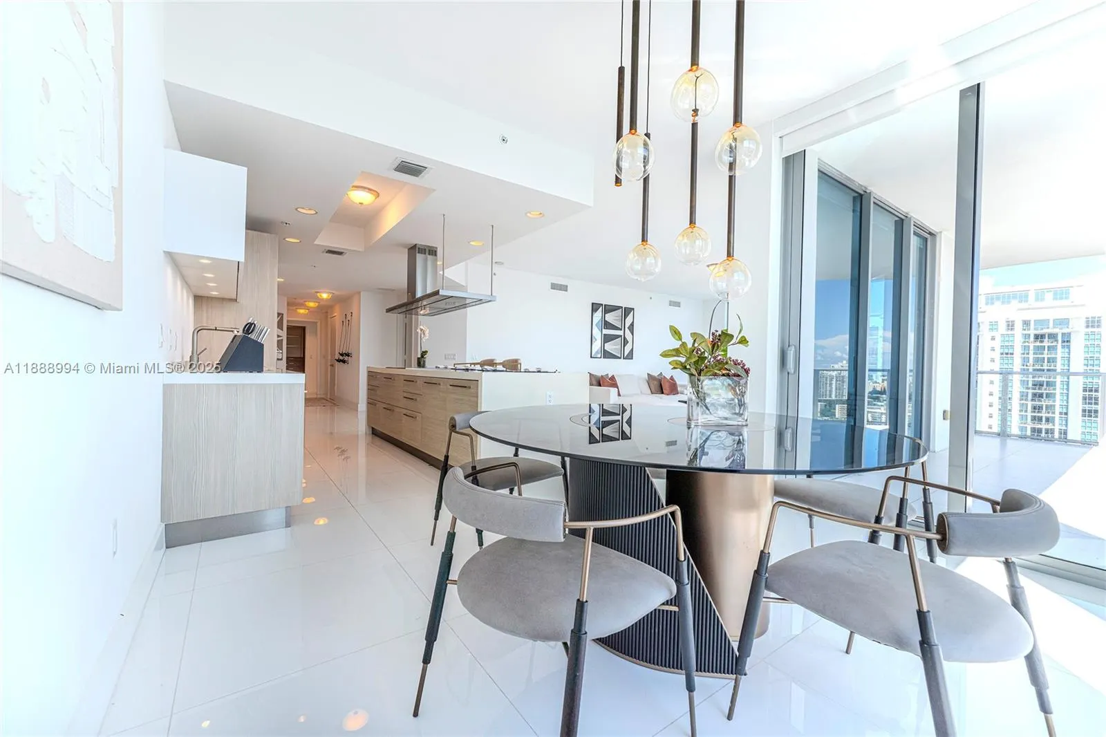 17111 Biscayne Blvd, #2109