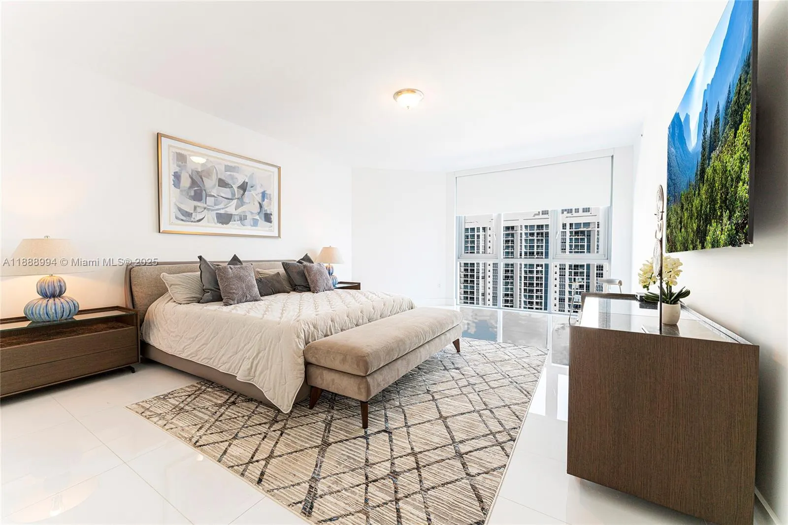 17111 Biscayne Blvd, #2109