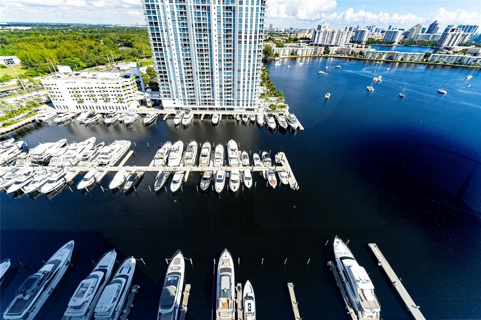 17111 Biscayne Blvd, #2109