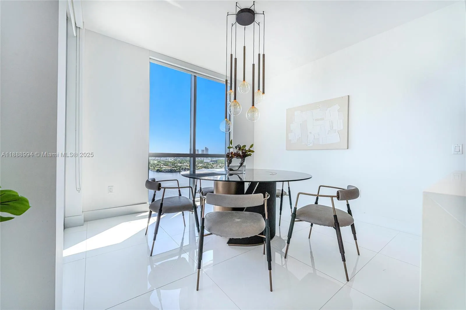 17111 Biscayne Blvd, #2109