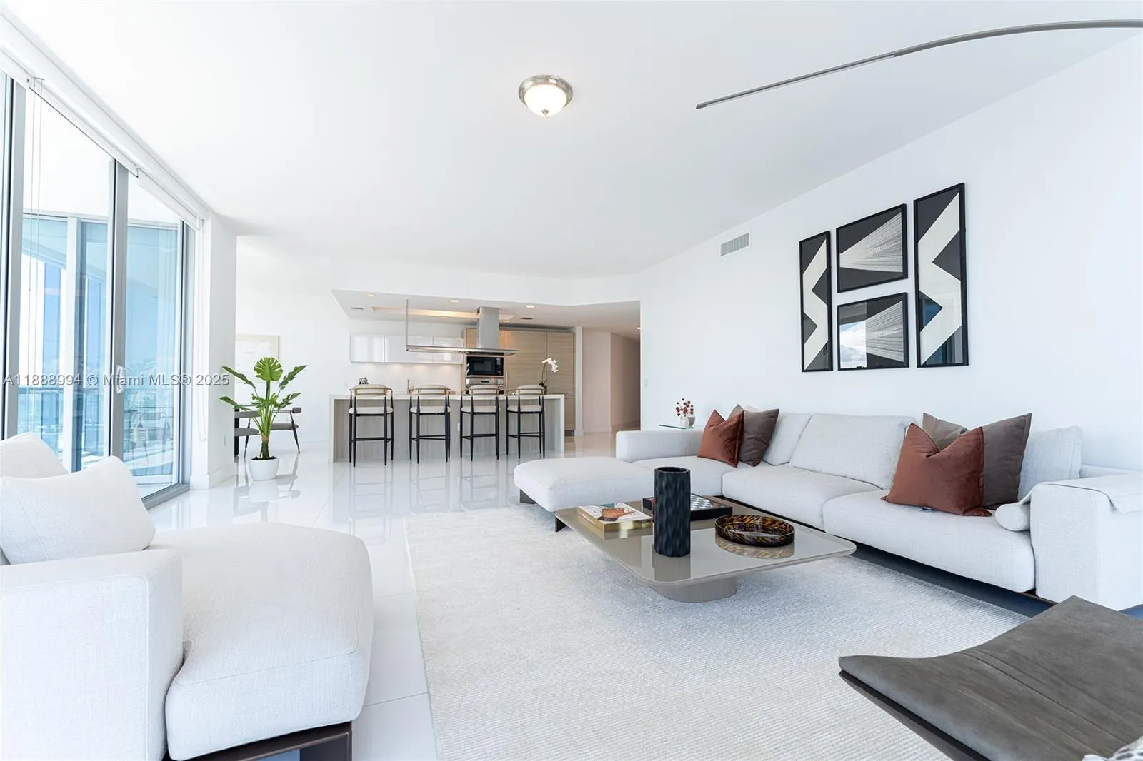 17111 Biscayne Blvd, #2109