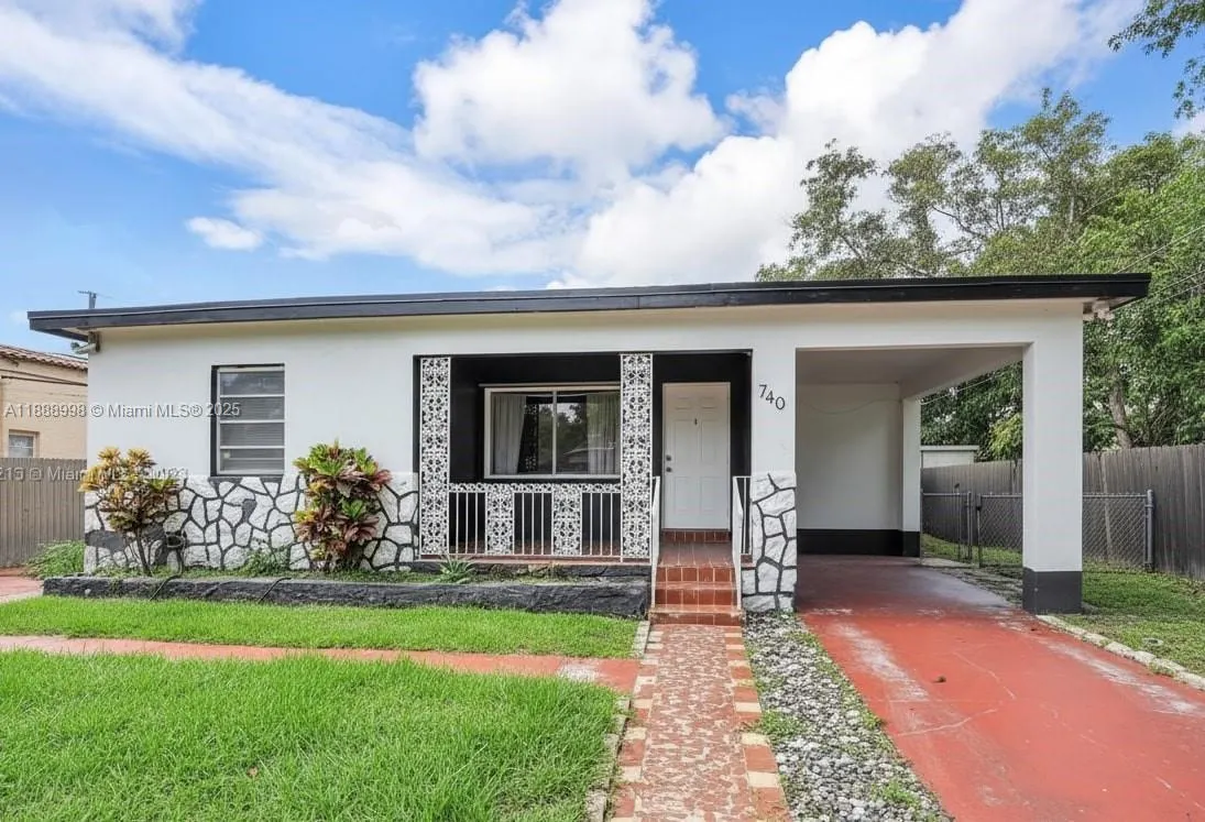740 NW 42nd St