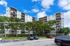 4222 Inverrary Blvd, #4106