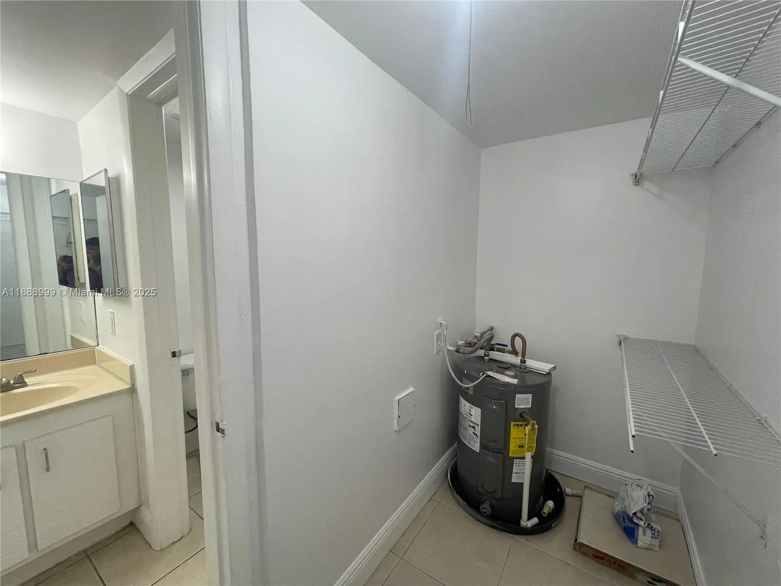4222 Inverrary Blvd, #4106